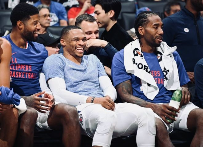 的变量仍在 的变量仍在